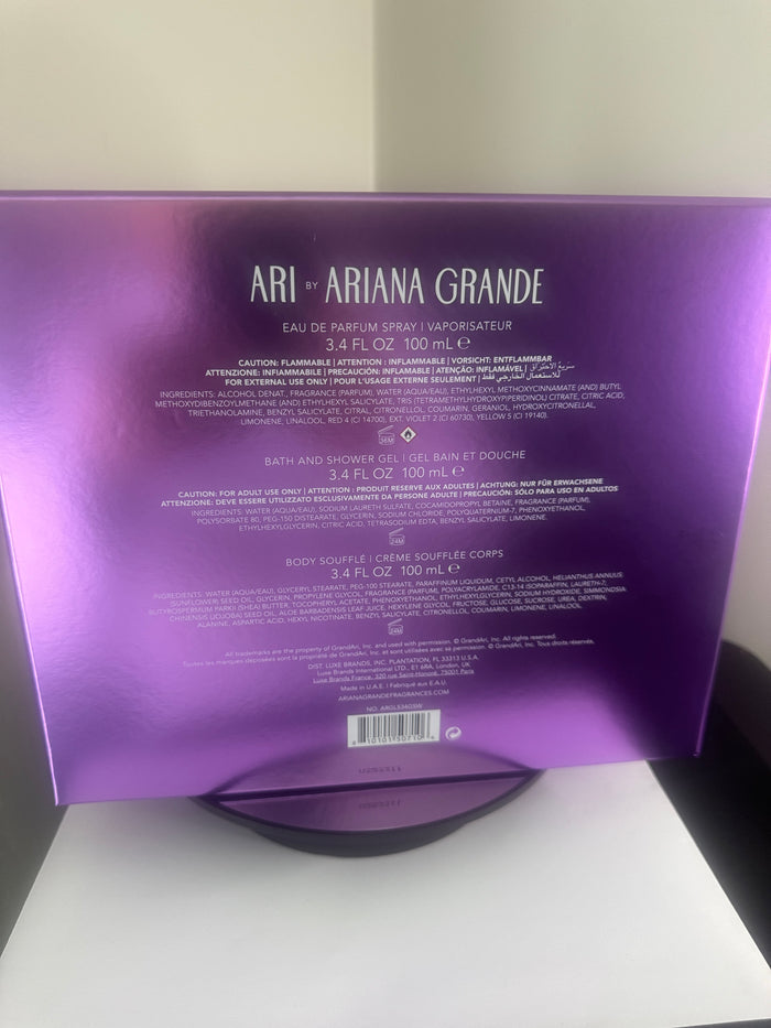 Ariana Grande Ari 3-Piece Gift Set.