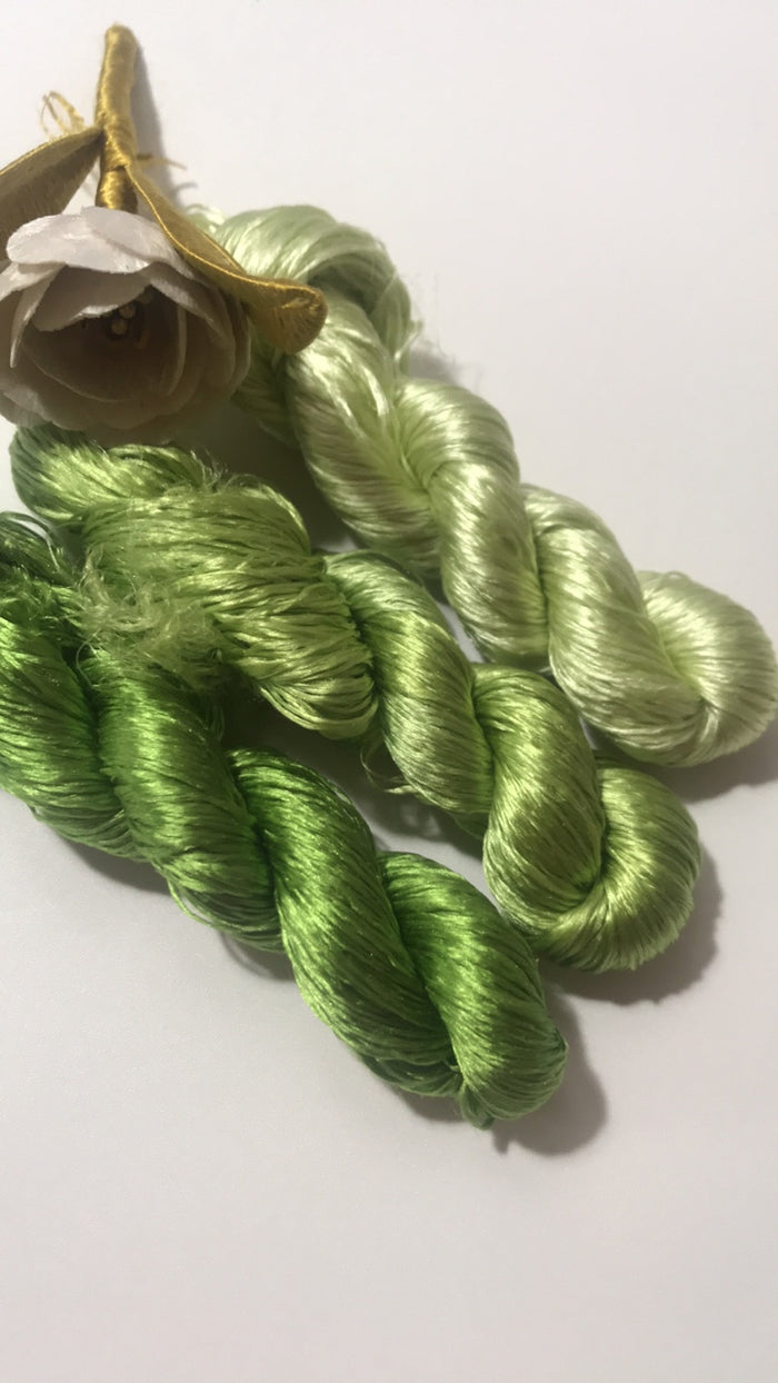 80m Untwisted Mulberry Silk Thread(#004（1-3）  80m*3) - Ronghua Threads