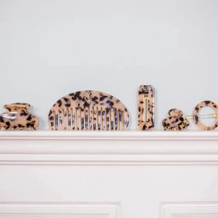 BACHCA Anti - Static Handcrafted Hair Comb in Kuwait - Waha Lifestyle