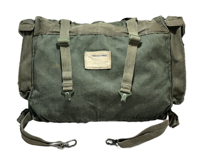 British P58 Mk.1 Field Pack – Rare 1st Issue, 12"x15.5"x5", Crimped Strap Tips, Cold War Surplus