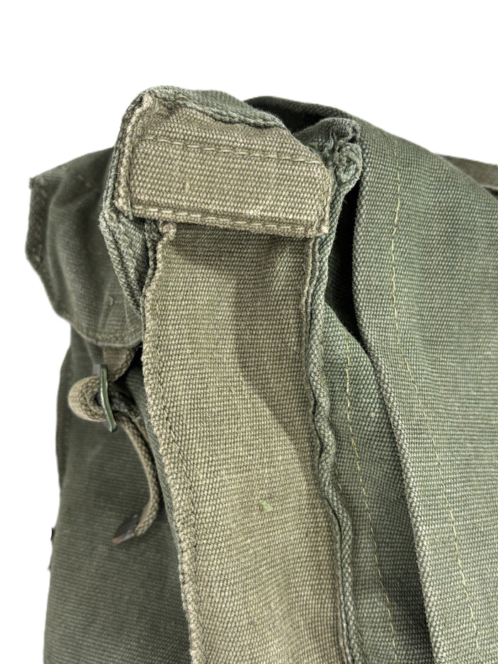 British P58 Mk.1 Field Pack – Rare 1st Issue, 12"x15.5"x5", Crimped Strap Tips, Cold War Surplus