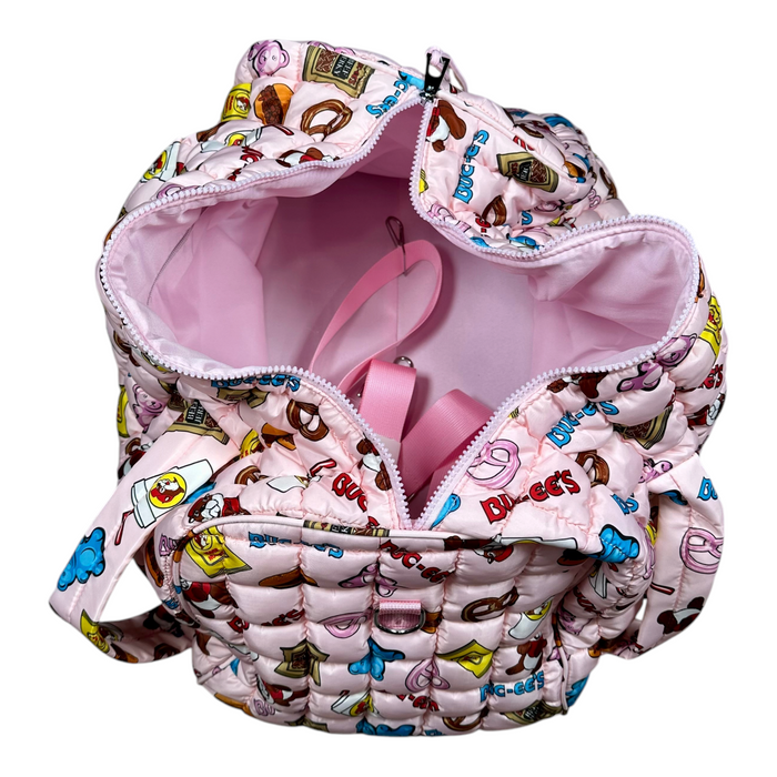 Buc-ee's fun puffy duffle bag - ideal for travel and storage