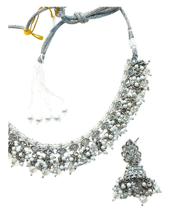 Clear / Silver - Medium Size Silver Finish Necklace Set with Earrings - RAK415 08A25