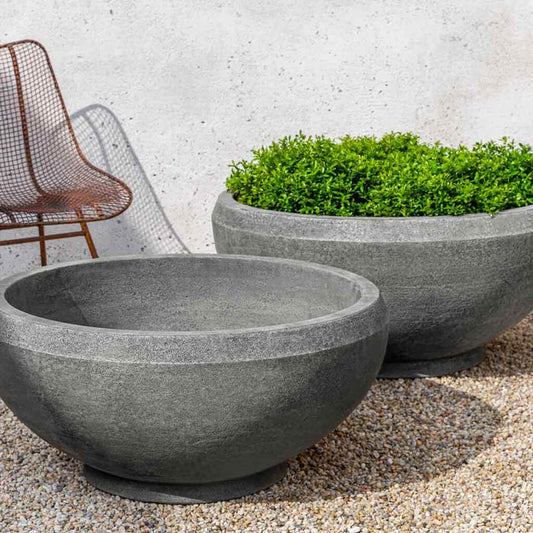 Giulia Planter