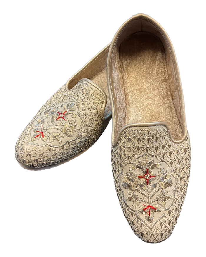 Gold Embroidered - Loafer Style Mojri - Indian Mens shoes - Mojari , Khossay -  Sherwani / Kurta - PAL2603 C