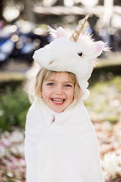 Great Pretenders Unicorn Cuddle Cape 4-6