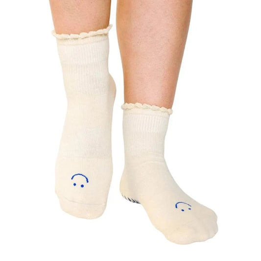 Happy Ankle Grip Socks for Pilates & Yoga - Macadamia