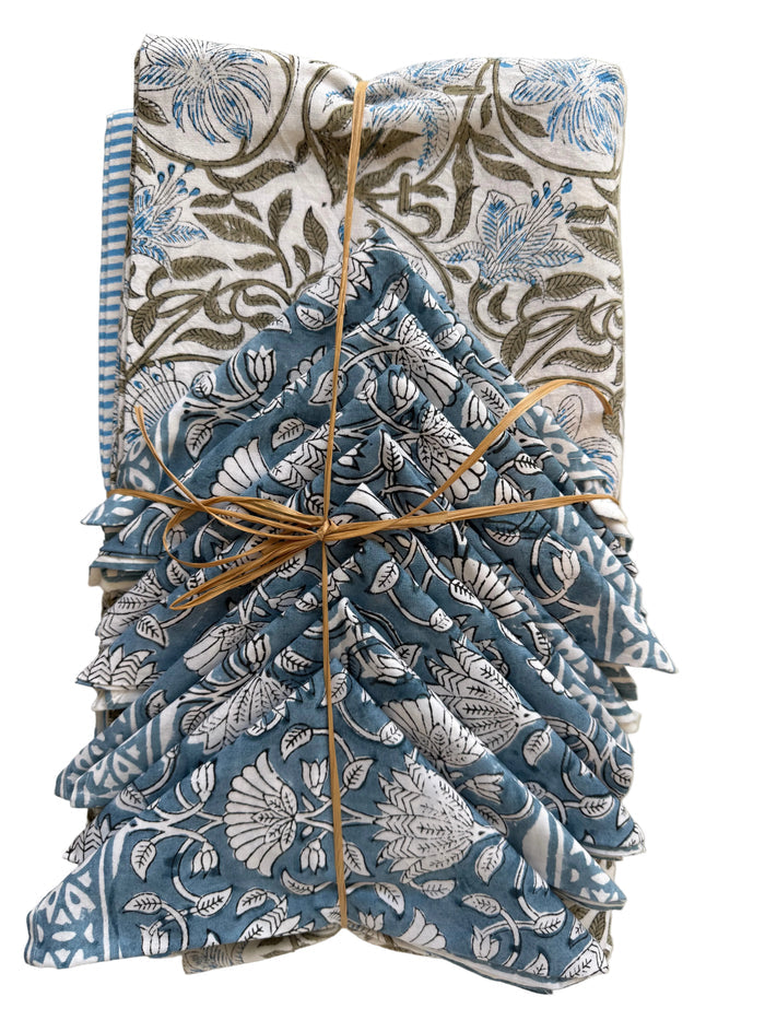 Indy Home Block Printed Tablecloth & Napkin Set