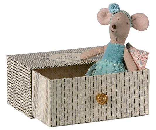 Maileg Little Sister Dance Mouse in a Daybed