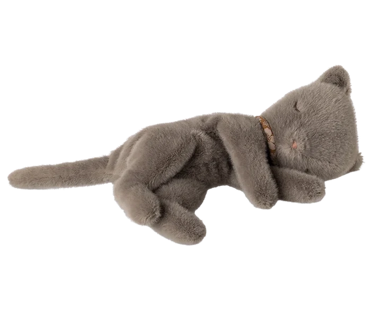 Maileg Sleeping Small Kitten in Grey