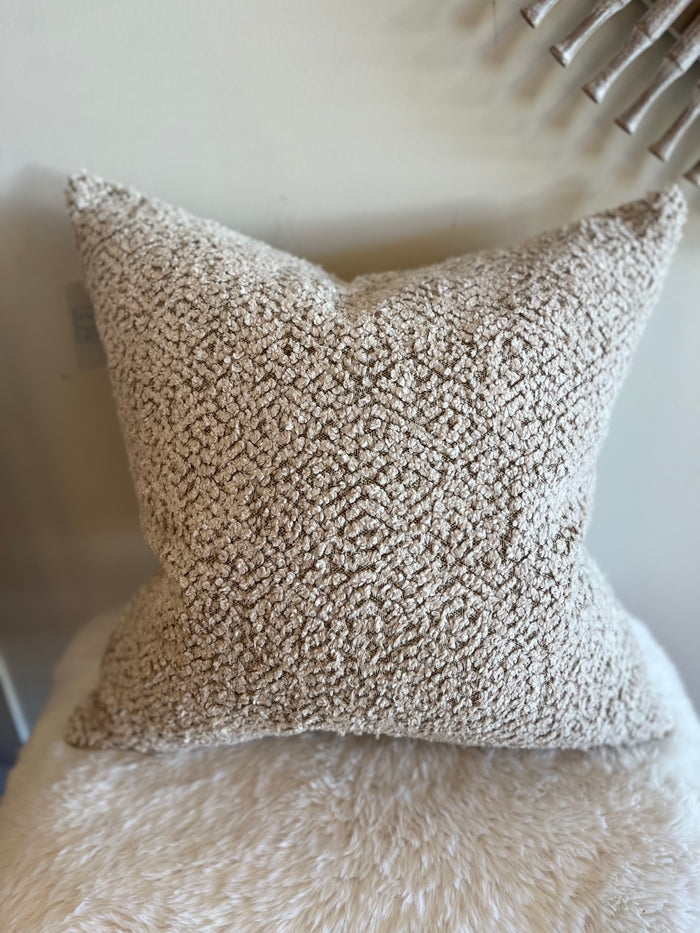 Maris Pillow