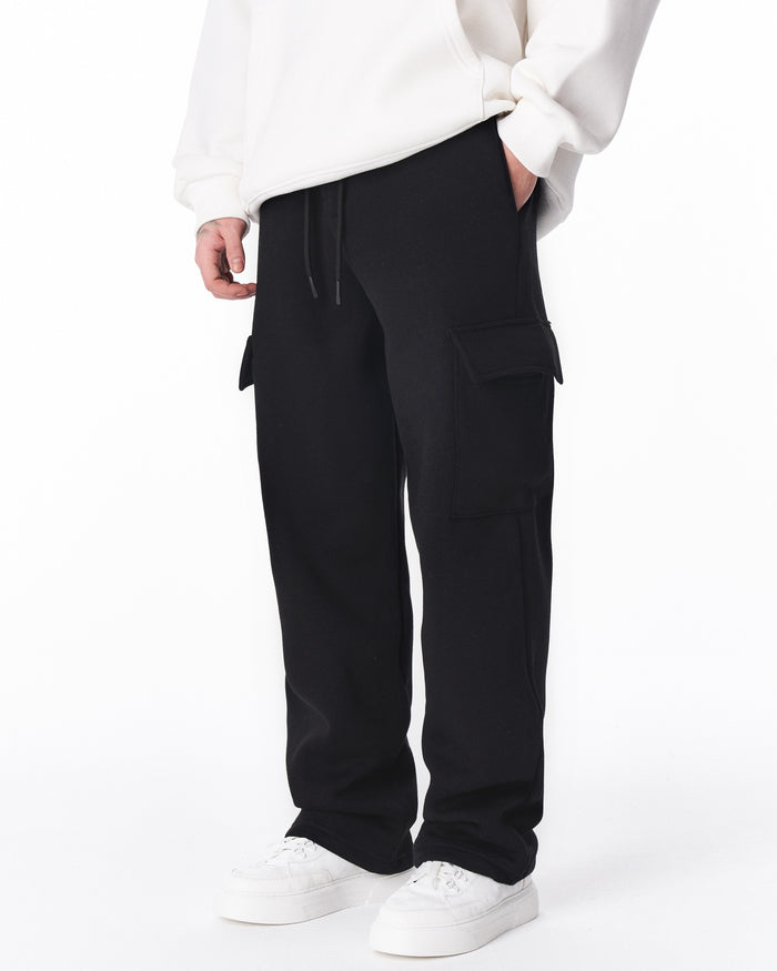 Men's Fleece Black Cargo Sweatpants (3)