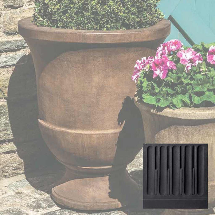 23.25" W x 28.25" H / Nero Nuovo
