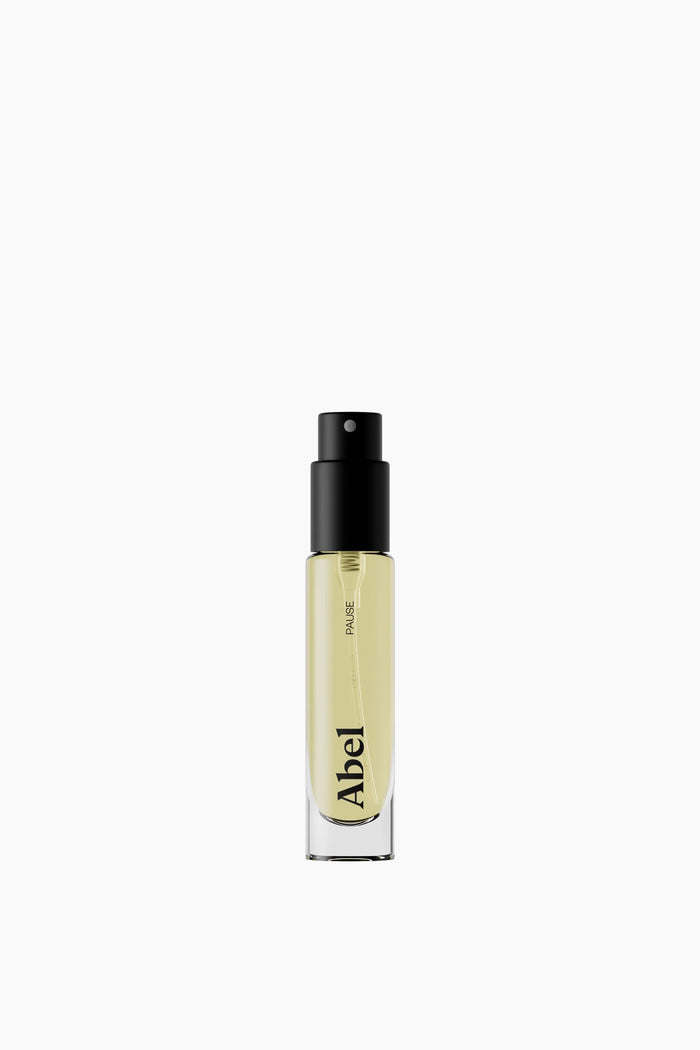 Pause | A Woody, Textured Floral