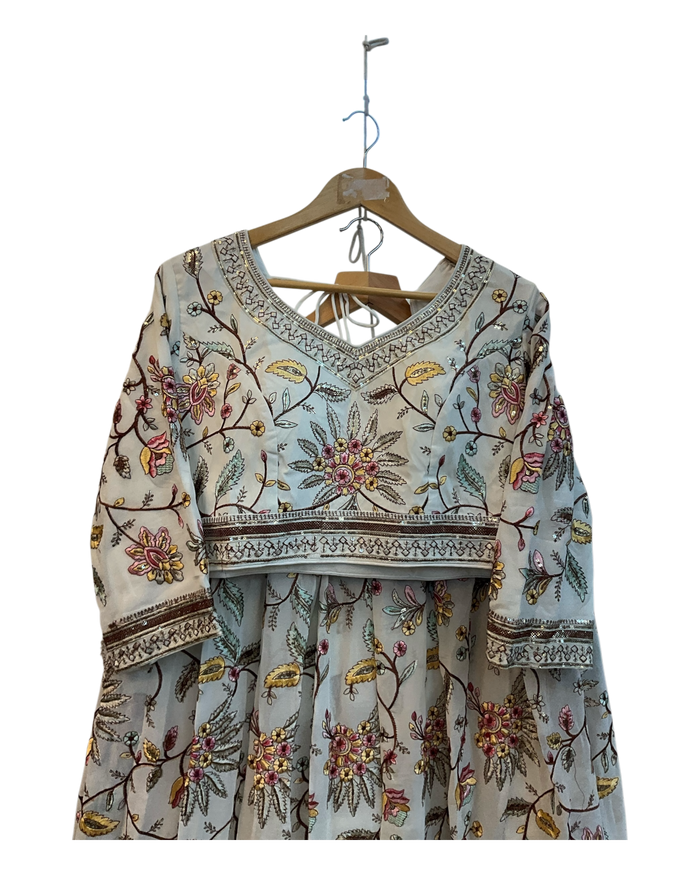 SALE! SALE! Size 18 (44" Bust) - Off White - Ready Made Lehnga Set - Haldi / Mehndi / Weddings - UK Stock - 24h Dispatch - PC2607 XX