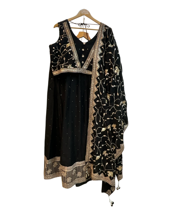 SALE! SALE! Size 20 - Black - Ready Made Lehnga Set - Haldi / Mehndi / Weddings - UK Stock - 24h Dispatch - PC2606 TJ