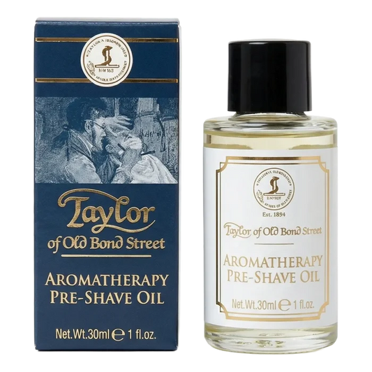 Taylor of Old Bond Street pre-shave olje flaske og kartong sidevis på hvit bakgrunn