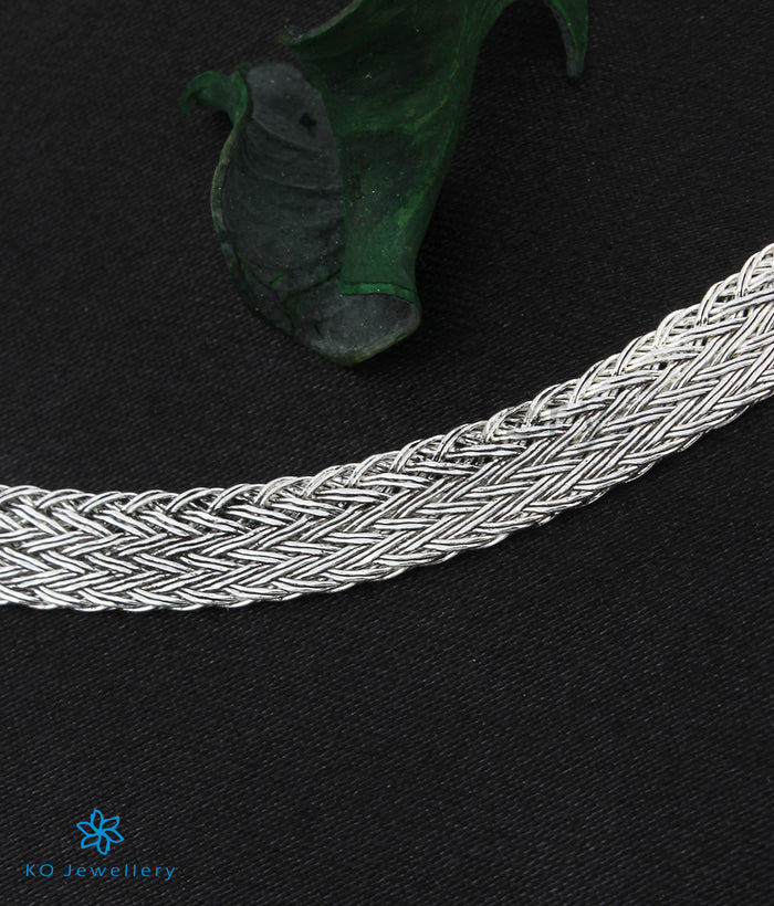 The Classic Flat Silver Chain (Oxidised)
