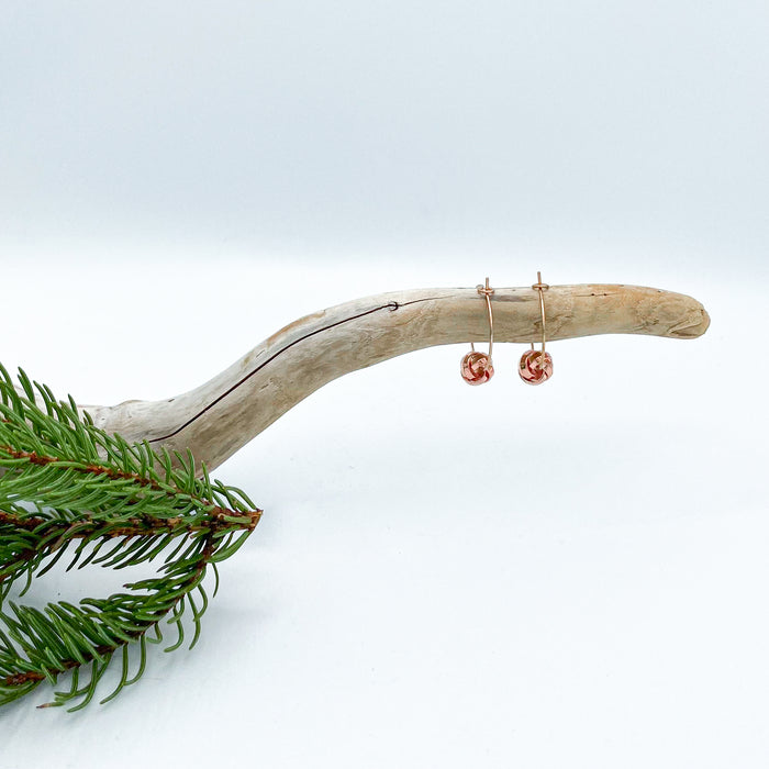 The Knot Hoops