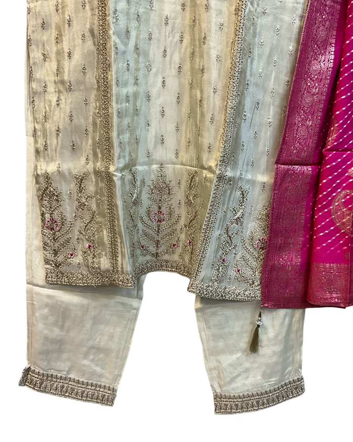 UK 16 / 42" - Cream - Silky Ladies Trousers Suit - Sangeet / Henna / Temple - OC45124 TT
