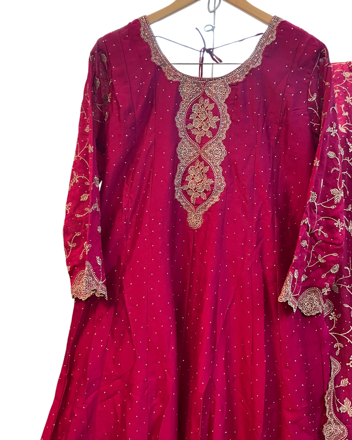 UK 16 / 42" - Fuchsia Pink - Crepe Ladies Anarkali Trousers Suit - Sangeet / Henna / Temple - OC16117 JY