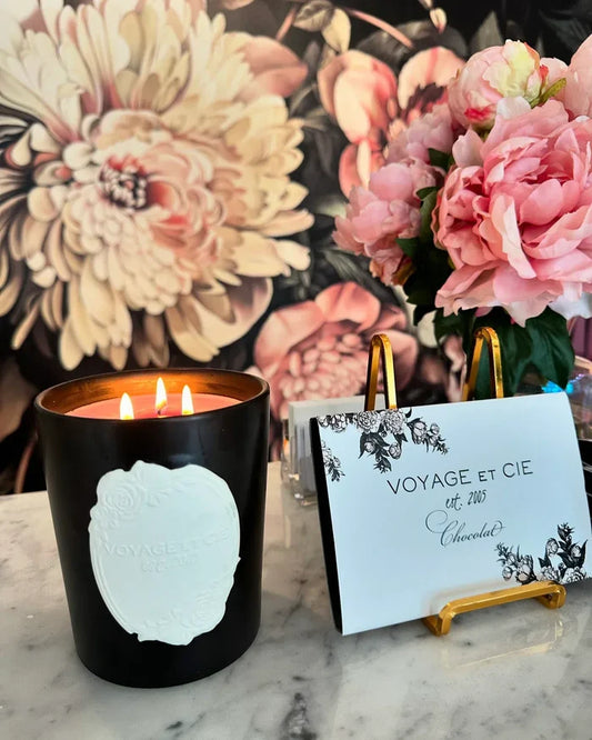 Voyage et Cie: 30oz Cameo Candle • 3 Scents