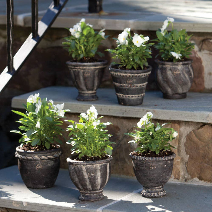 Wakefield Handmade Mini Pot -Black - Magnolia Lane co. Home + Garden + Gift